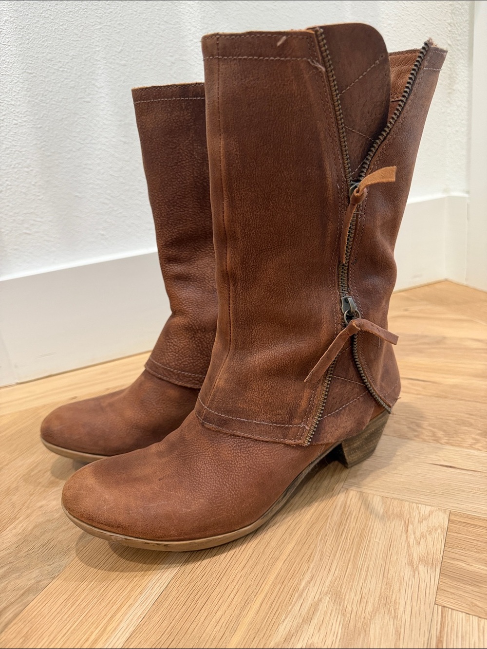 Matisse Mid-Calf Leather Boots